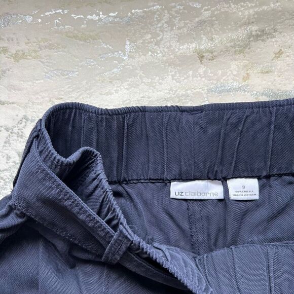 Liz Claiborne Lyocell Elastic Tie Waist Shorts 6” Inseam - Picture 3 of 8